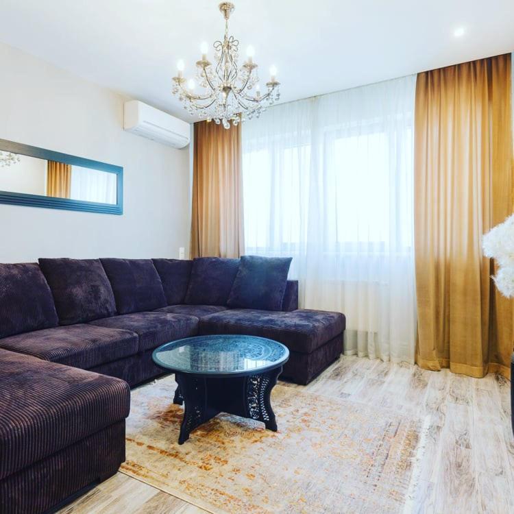 Vip 2 Rooms 75M2 Center Of Obolon Near River Side 키예프 외부 사진